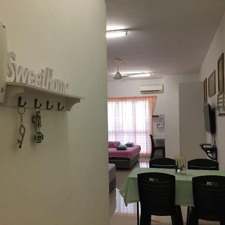 Azin Ramli Studio Seri Kembangan Exteriér fotografie
