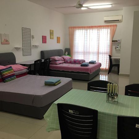 Azin Ramli Studio Seri Kembangan Exteriér fotografie