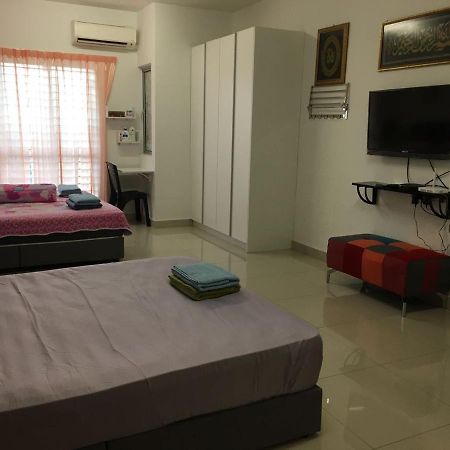 Azin Ramli Studio Seri Kembangan Exteriér fotografie