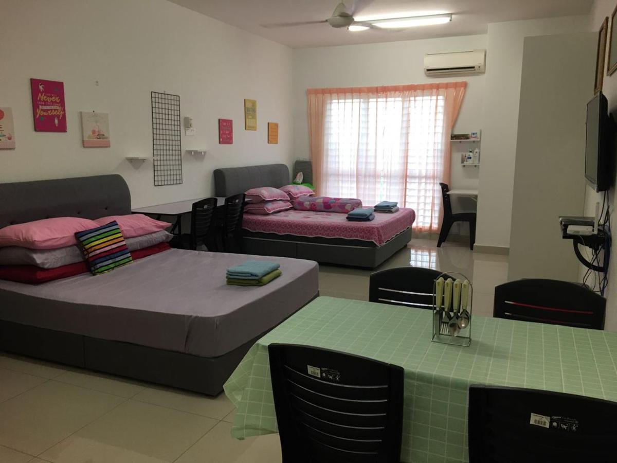 Azin Ramli Studio Seri Kembangan Exteriér fotografie