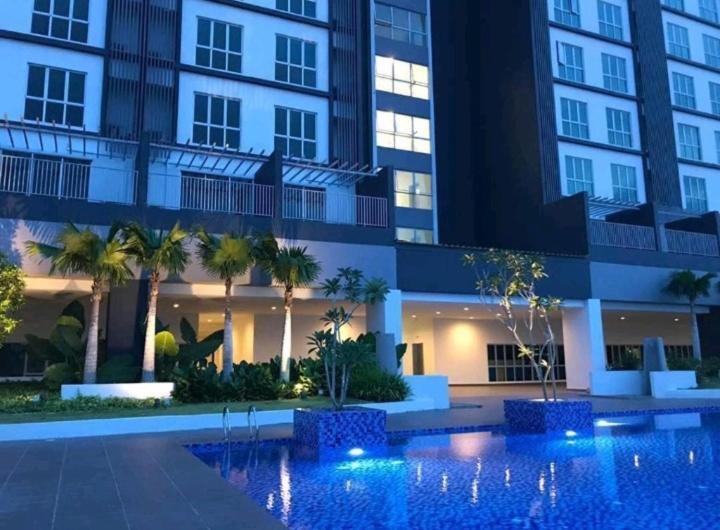 Azin Ramli Studio Seri Kembangan Exteriér fotografie